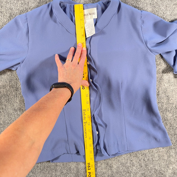 Danny & Nicole Lavender Polyester Lined Top Faux Pearl Buttons Ruffle Size 12 - Picture 7 of 7